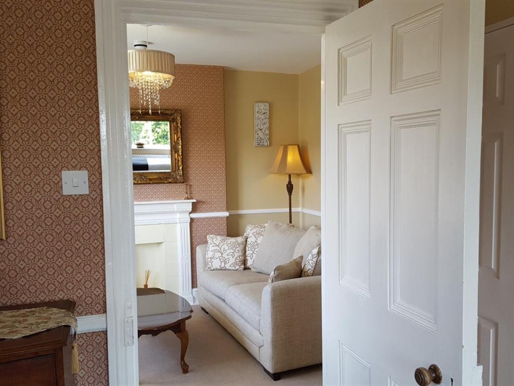 Dunkery Beacon Country House (Adults Only) Wootton Courtenay Номер фото